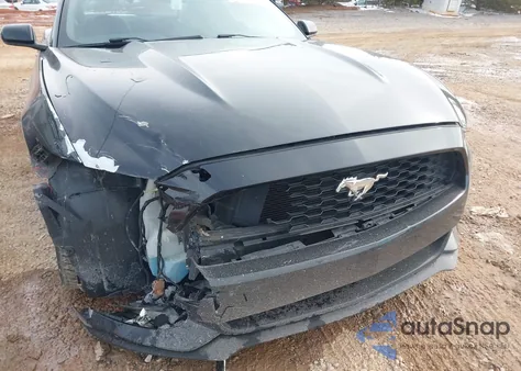 2015 Ford Mustang V6 z USA, uszkodzony, nr VIN 1FA6P8AMXF5404866